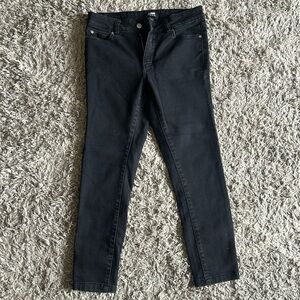 Tahari Skinny Jeans